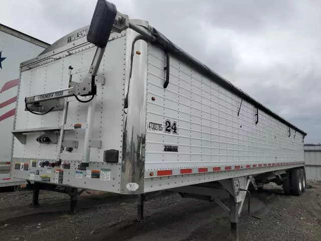 2022 Wilson Grain Trailer