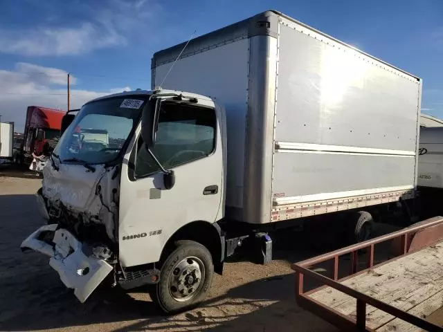 2016 Hino 155 BOX Truck