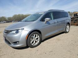 Chrysler Vehiculos salvage en venta: 2017 Chrysler Pacifica Touring L