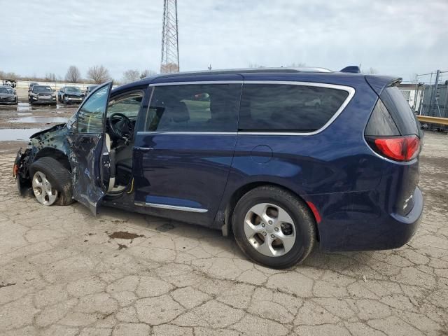 2017 Chrysler Pacifica Touring L Plus