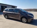 2016 Toyota Sienna XLE