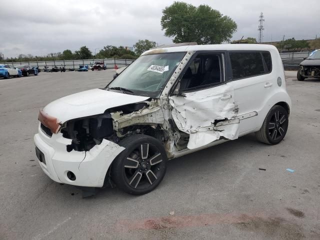 2011 KIA Soul +