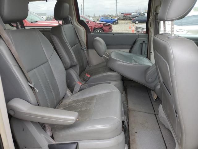 2008 Chrysler Town & Country Touring