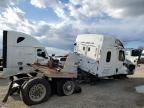 2013 Freightliner Cascadia Semi Truck