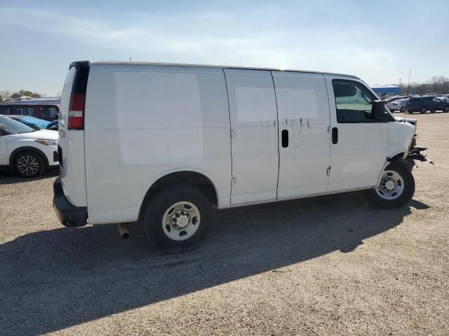 2016 Chevrolet Express G2500