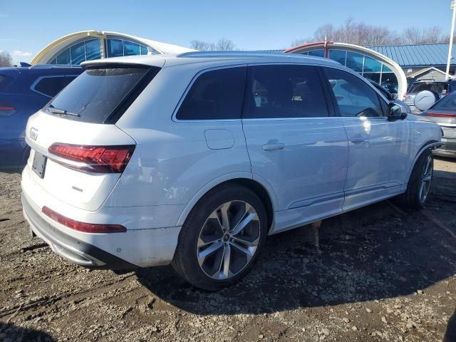 2021 Audi Q7 Prestige