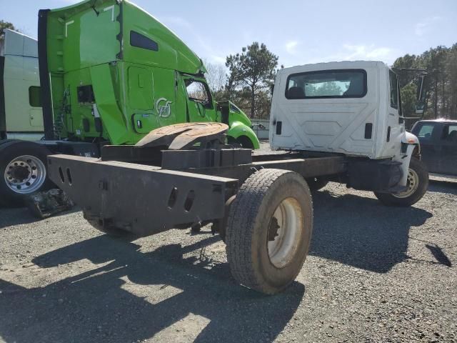 2007 International 4300 Semi Truck