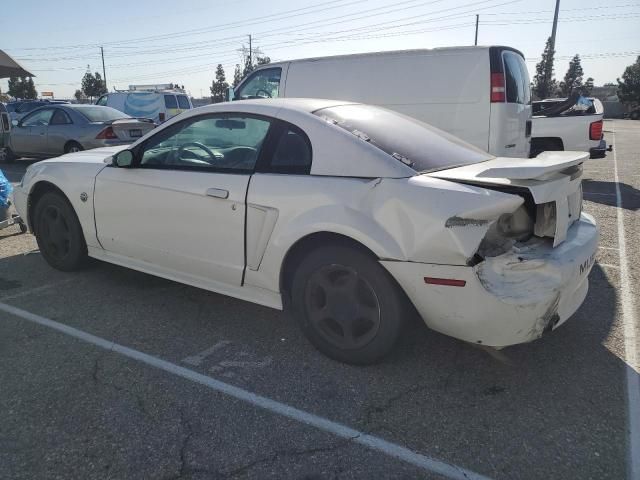 2004 Ford Mustang