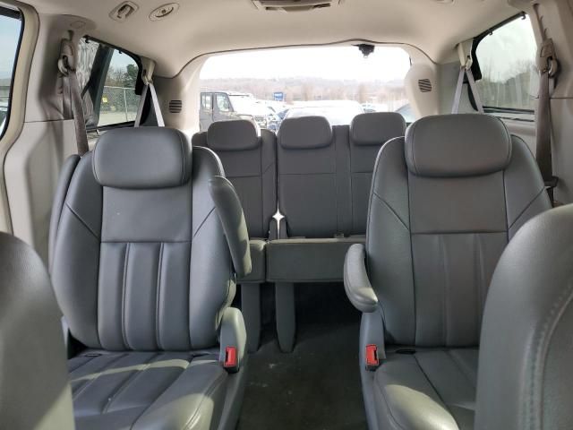 2008 Chrysler Town & Country Touring