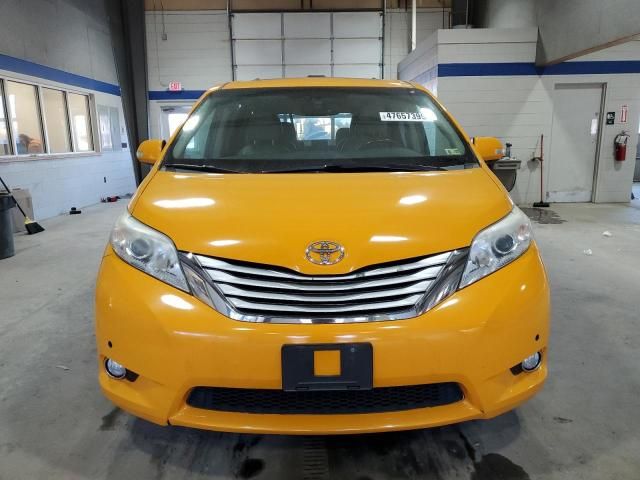 2014 Toyota Sienna XLE