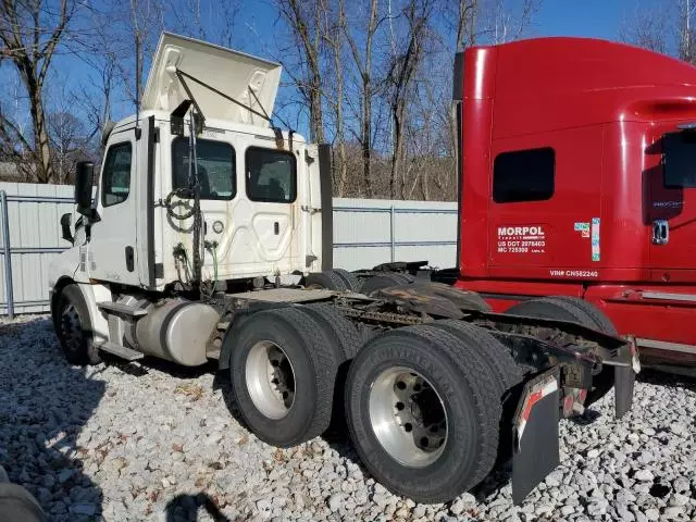 2018 Freightliner Cascadia Semi Truck