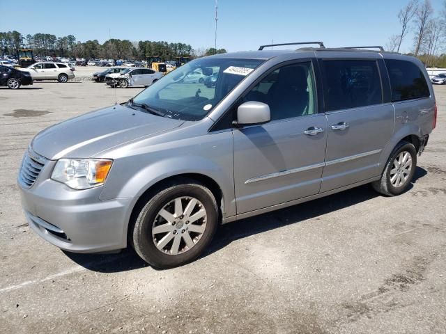 2016 Chrysler Town & Country Touring