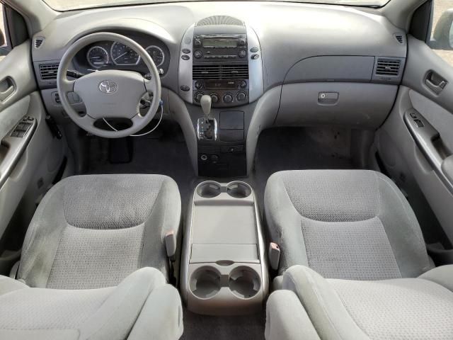 2007 Toyota Sienna CE