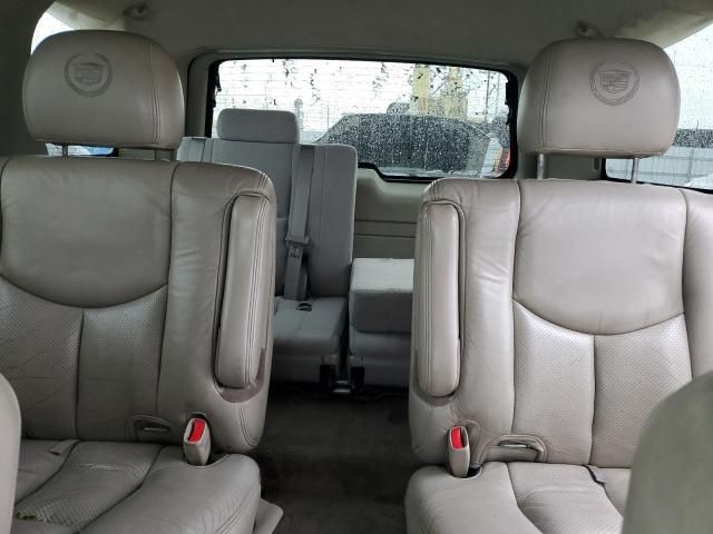 2004 Cadillac Escalade Luxury