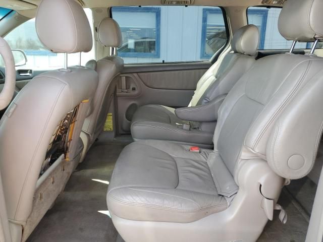 2006 Toyota Sienna XLE