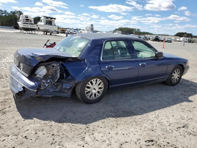 2004 Ford Crown Victoria LX