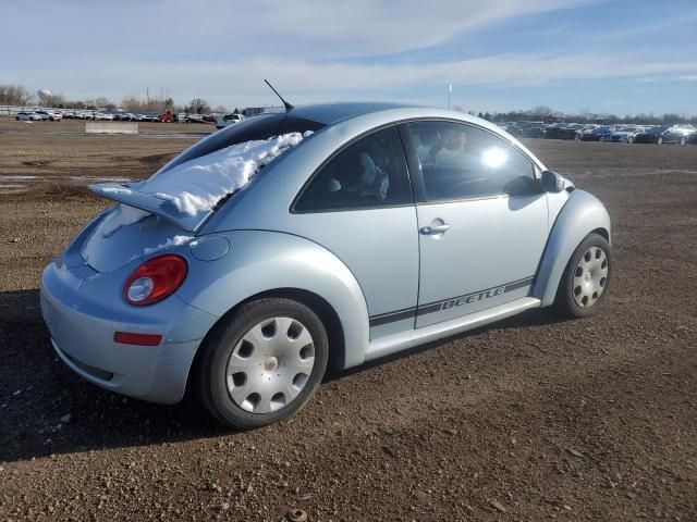 2010 Volkswagen New Beetle