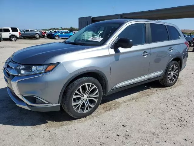 2016 Mitsubishi Outlander SE