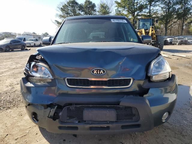 2011 KIA Soul +