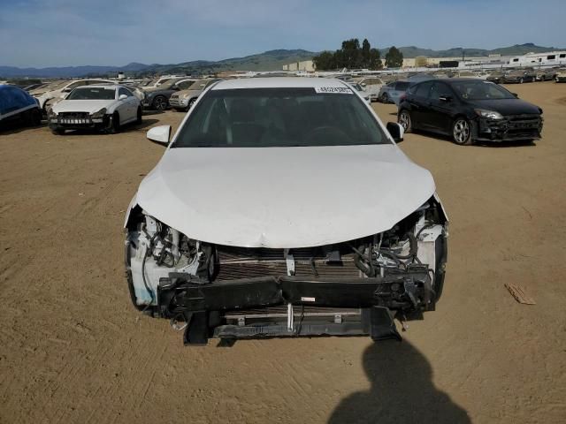 2016 Toyota Camry Hybrid