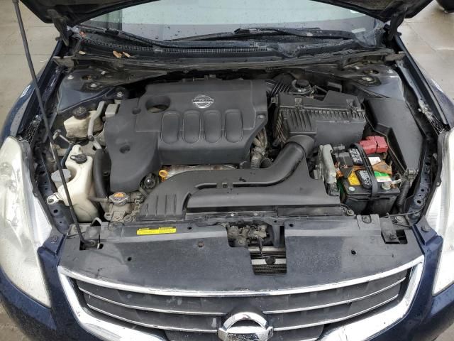 2010 Nissan Altima Base