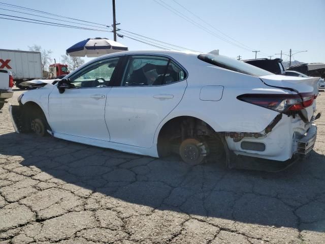 2022 Toyota Camry SE