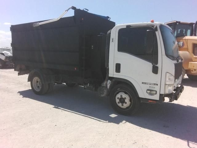 2015 Isuzu NPR HD