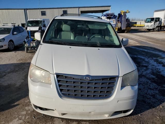 2010 Chrysler Town & Country Touring