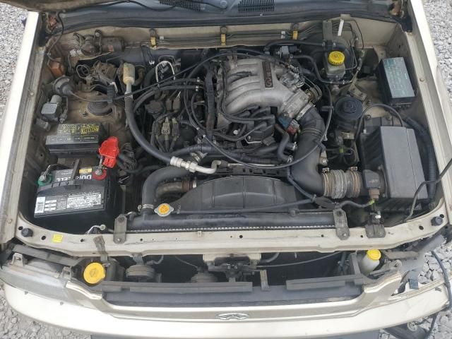 1998 Infiniti QX4