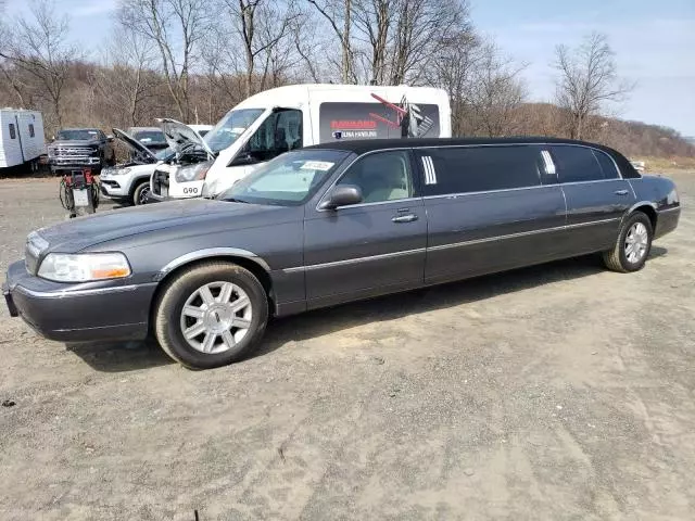 2007 Lincoln Town Car Executive