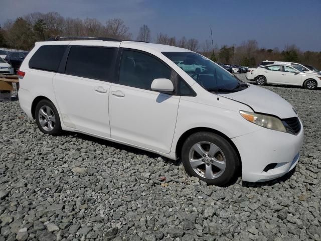 2011 Toyota Sienna LE