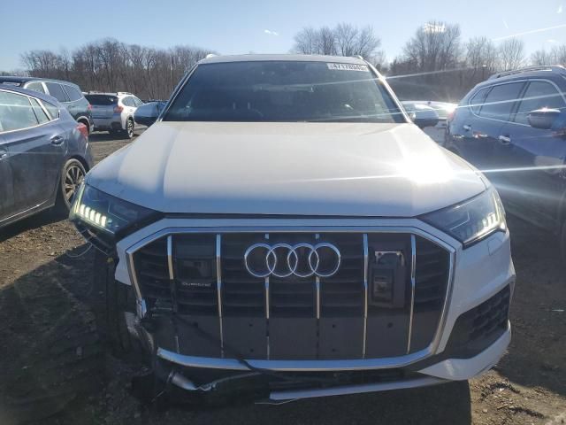 2021 Audi Q7 Prestige