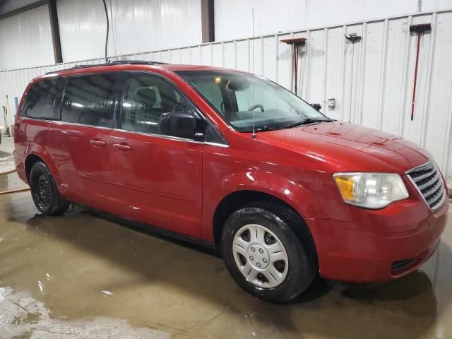 2009 Chrysler Town & Country LX