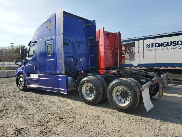 2019 Freightliner Cascadia 126