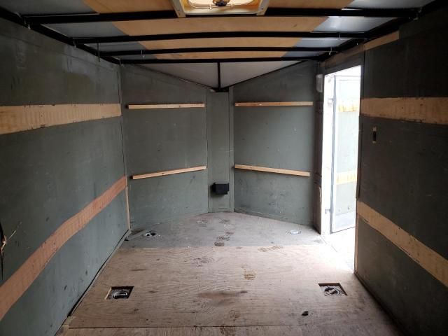 2009 Roadmaster RMW714TA35 Enclosed Cargo Trailer