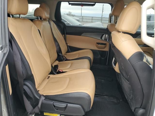 2023 KIA Carnival LX