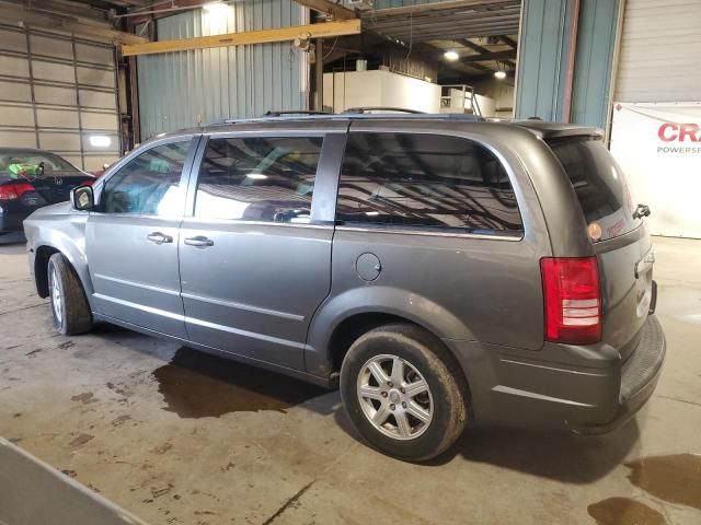 2010 Chrysler Town & Country Touring