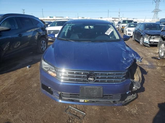 2016 Volkswagen Passat SE