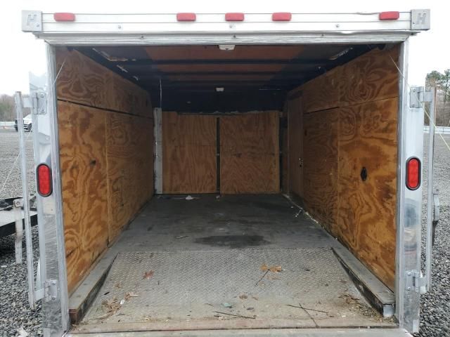 2000 Haulmark 2007 Haulmark Enclosed Cargo Trailer