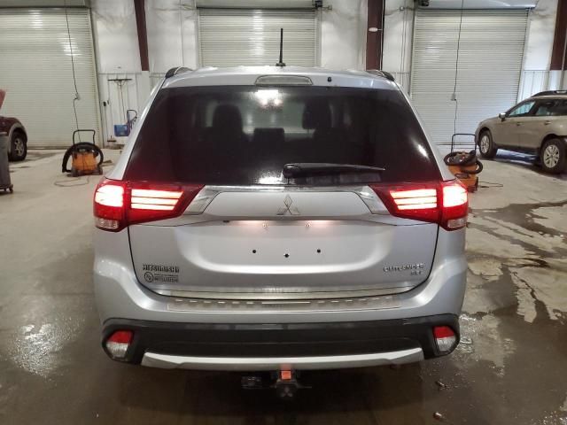 2016 Mitsubishi Outlander SE