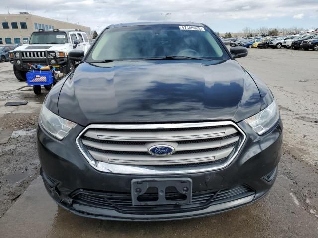 2013 Ford Taurus SE