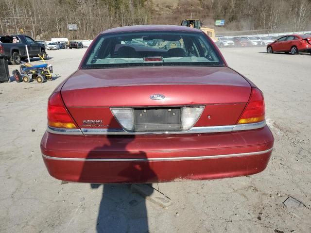 2001 Ford Crown Victoria LX