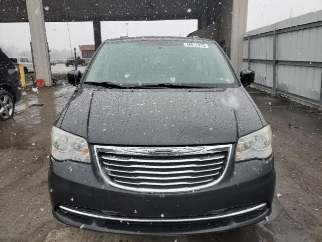 2011 Chrysler Town & Country Touring