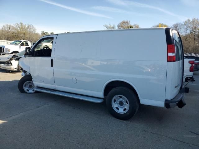 2024 Chevrolet Express G2500