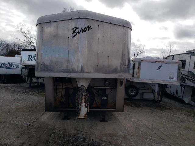 2009 Bison Horse Trailer