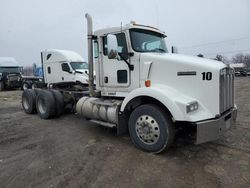 Salvage trucks for sale at Fort Wayne, IN auction: 2007 Kenworth T800 Semi Truck