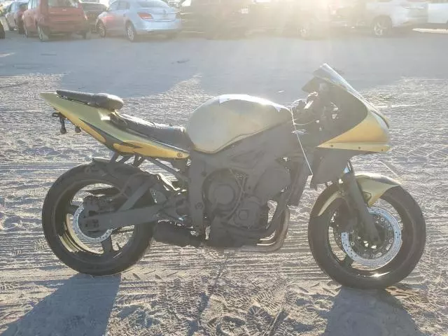 2002 Yamaha YZFR6 L