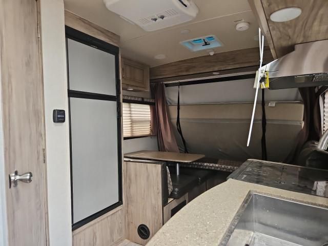 2019 Palomino Solaire