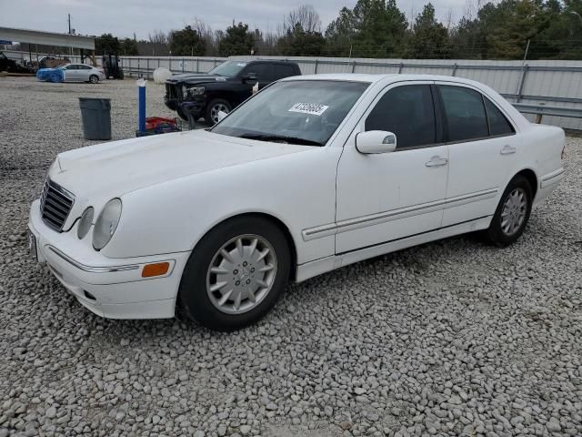 2000 Mercedes-Benz E 320