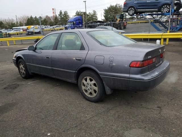 1999 Toyota Camry LE